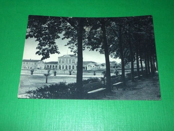 Cartolina Casale Monferrato - Stazione Ferroviaria 1950 ca | Immagine principale