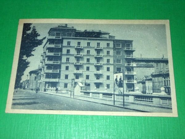 Cartolina Parma - Viale Mariotti - Palazzo Medioli 1948