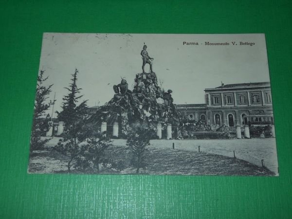 Cartolina Parma - Monumento a V. Bottego -- 1916