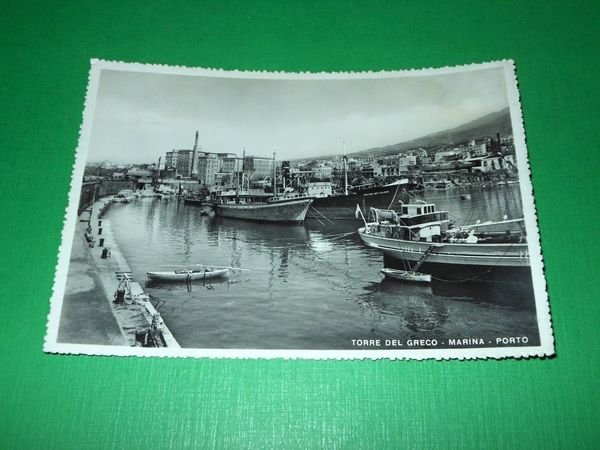 Cartolina Torre del Greco - Marina - Porto 1953
