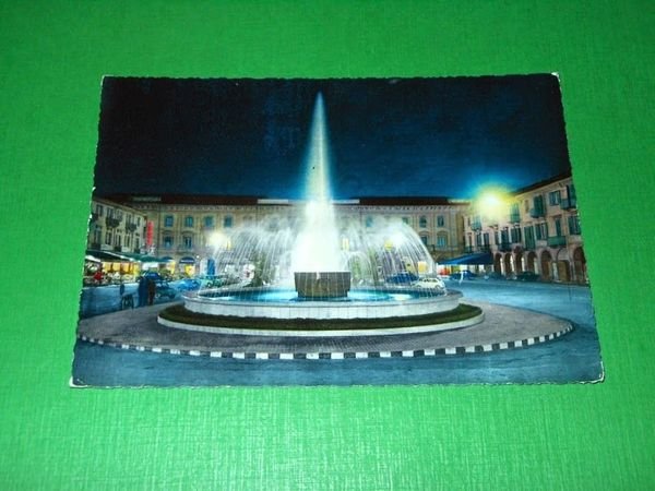 Cartolina Alba - Piazza Savona di notte 1966