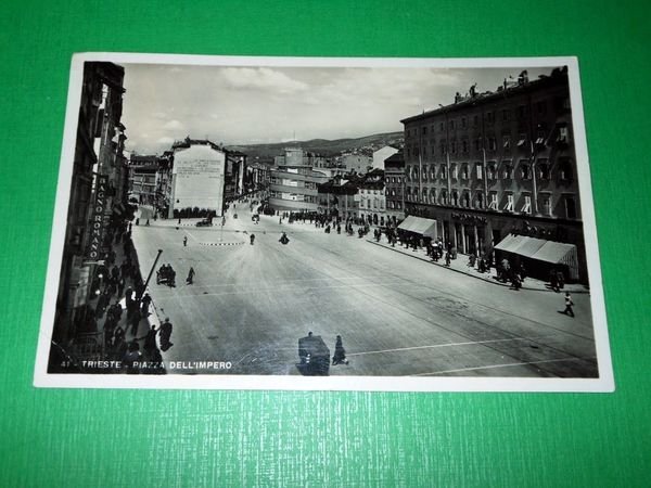 Cartolina Trieste - Piazza dell' Impero 1941