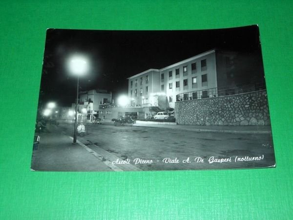 Cartolina Ascoli Piceno - Viale A. De Gasperi ( notturno …