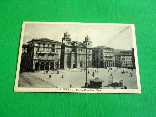 Cartolina La Spezia - Piazza Benedetto Brin 1940 ca