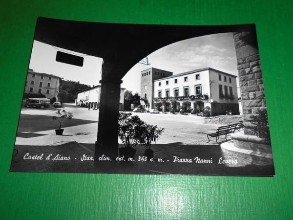 Cartolina Castel d' Aiano - Piazza Nanni Levera 1965 ca.