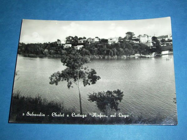 Cartolina Sabaudia - Cottage Ninfea sul Lago 1956