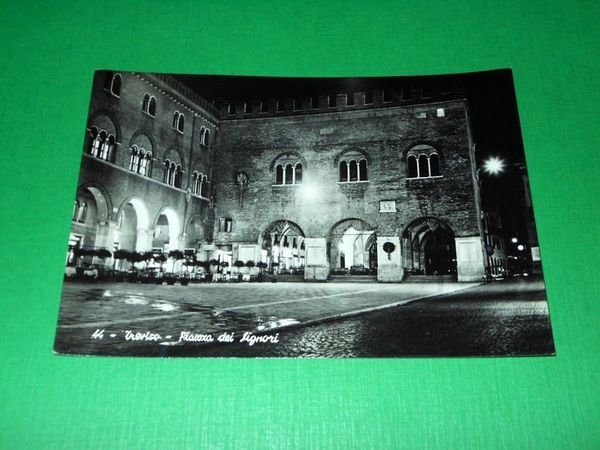 Cartolina Treviso - Piazza dei Signori -- 1955 ca