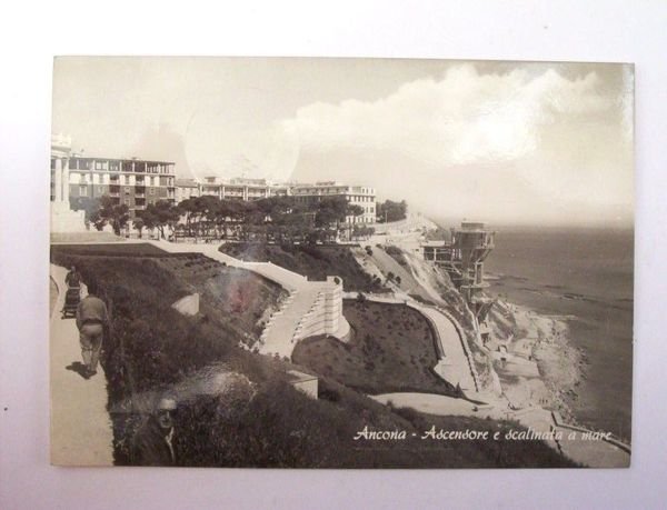 Cartolina Ancona - Ascensore e scalinata a mare 1956 | Immagine principale