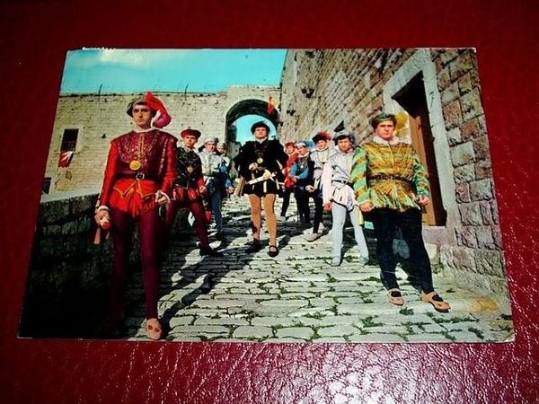 Cartolina Barletta - Costumi d' Epoca 1977