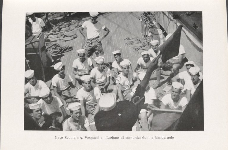 Annuario della Accademia Navale - Anno Accademico 1961-62 | Immagine Gallery 5