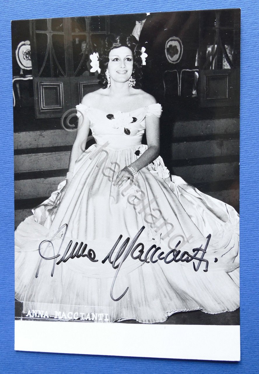 Autografo della cantante lirica soprano Anna Maccianti - Stagione 1974-75 | Immagine principale