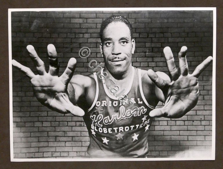 Basket - Harlem Globetrotters - Fotografia giocatore Nat Clifton - …