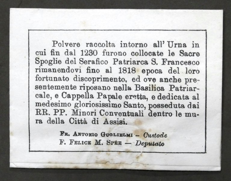 Bustina con polvere raccolta intorno all'Urna di S. Francesco di …
