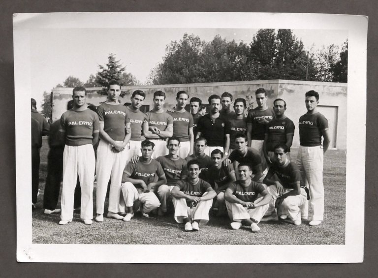 Campionati Atletica G.I.L. 1939 - Fotografia squadra Comando Federale di Palermo