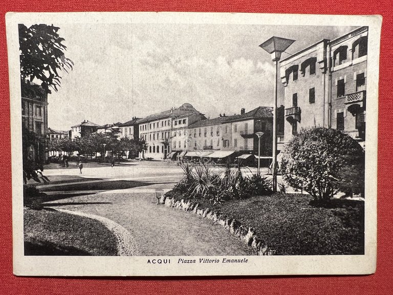 Cartolina - Acqui ( Alessandria ) - Piazza Vittorio Emanuele …