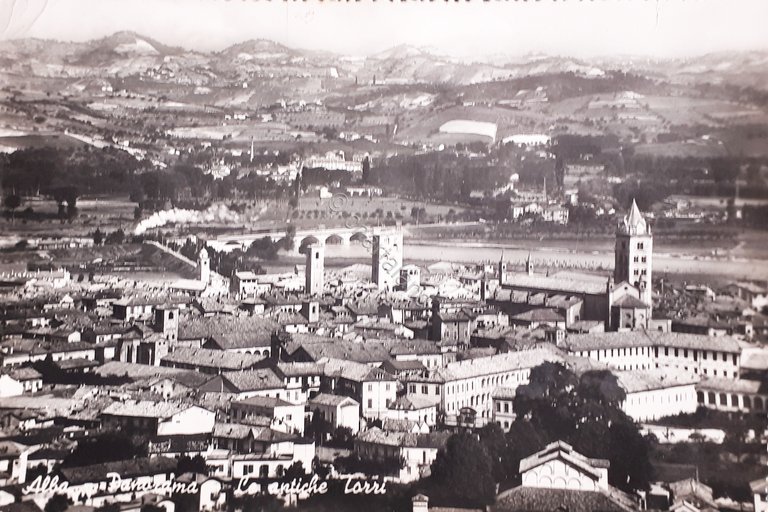 Cartolina - Alba - Panorama - Le antiche Torri - …
