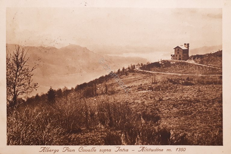 Cartolina - Albergo Piancavallo sopra Intra - Altitudine - 1930