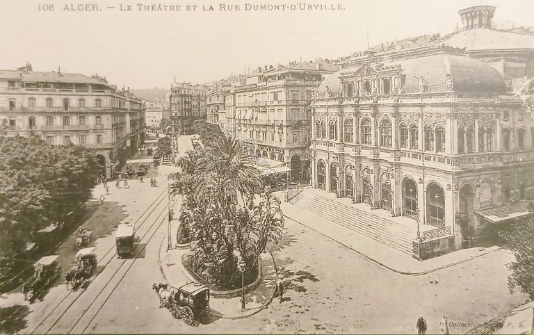 Cartolina - Algeria - La Theatre et la Rue Dumont-d'Urville …