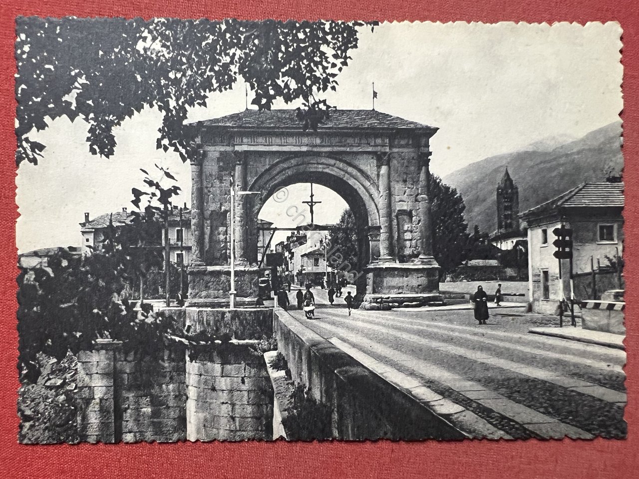 Cartolina - Aosta - Arco d'Augusto 1950 ca. | Immagine principale