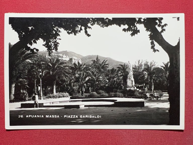 Cartolina - Apuania Massa - Piazza Garibaldi - 1933