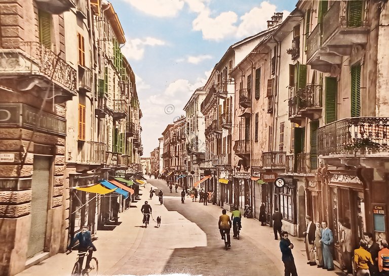 Cartolina - Asti - Corso Vittorio Alfieri - 1950 ca.