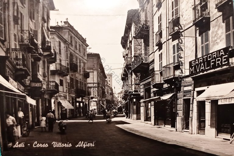 Cartolina - Asti - Corso Vittorio Alfieri - 1960 ca.
