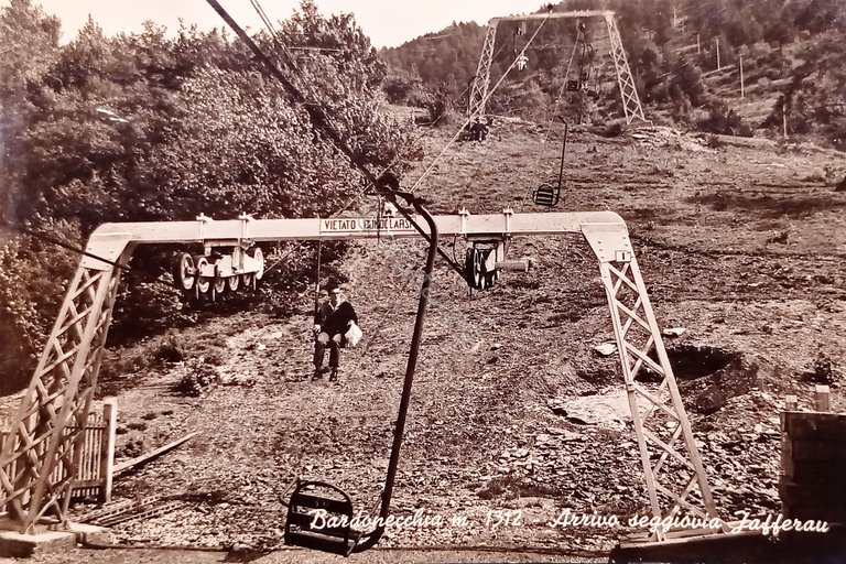 Cartolina - Bardonecchia - Arrivo seggiovia Jafferau - 1960 ca.