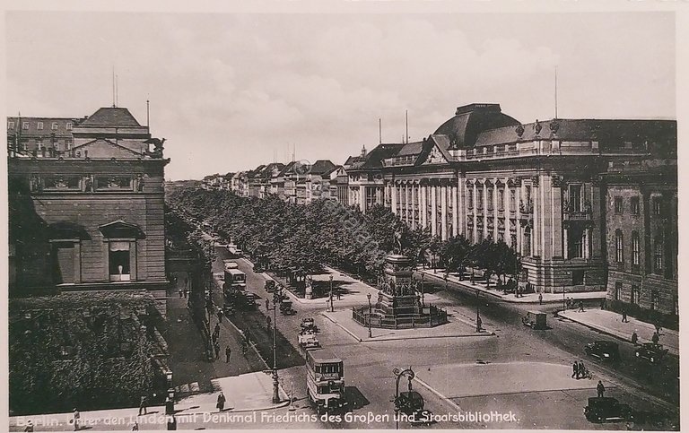 Cartolina - Berlin - Unter den Linden mit Denkmal Friedrichs …