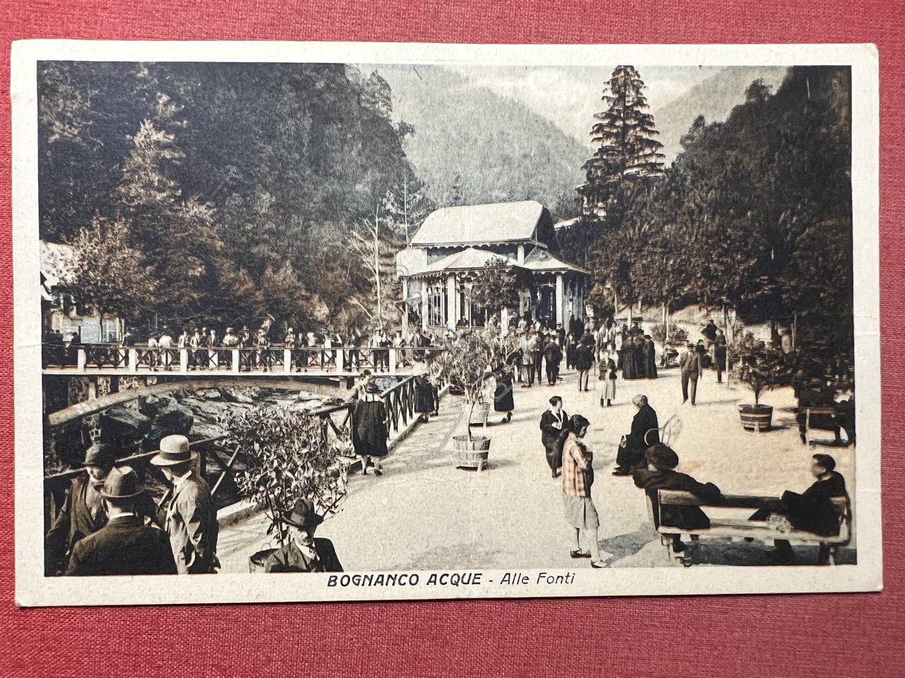 Cartolina - Bognanco Acque - Alle Fonti - 1927 | Immagine principale