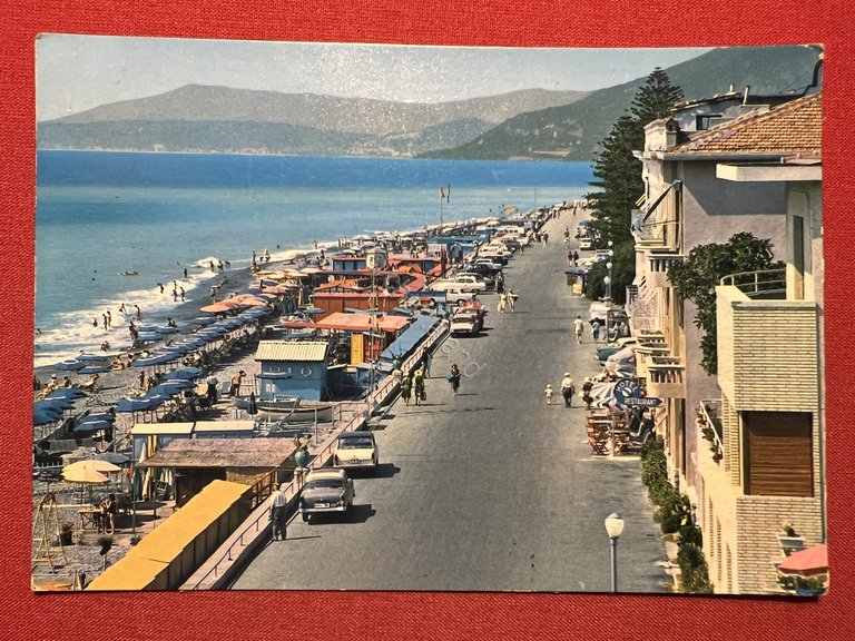 Cartolina - Bordighera - Lungomare e Spiaggia - 1968