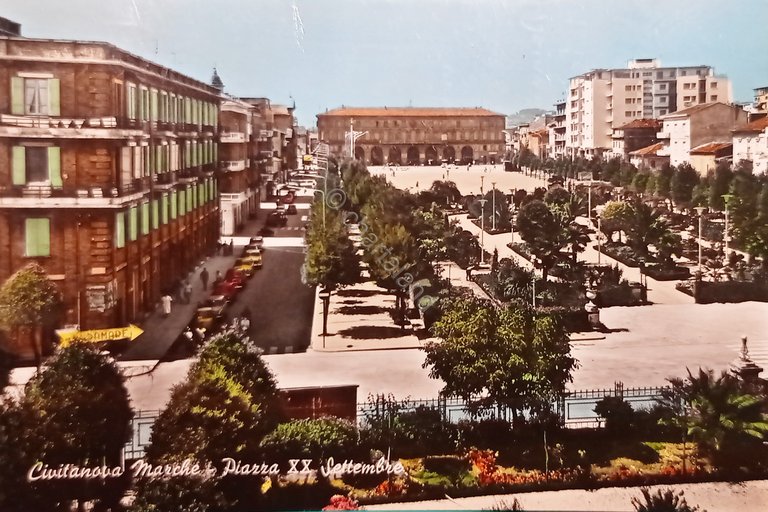 Cartolina - Civitanova Marche - Piazza XX Settembre - 1962