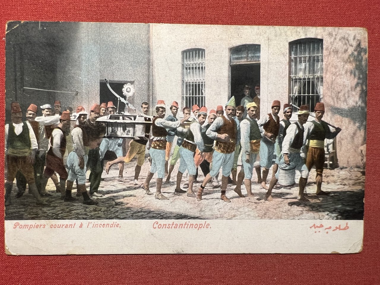 Cartolina - Constantinople - Pompiers courant à l'incendie - 1916
