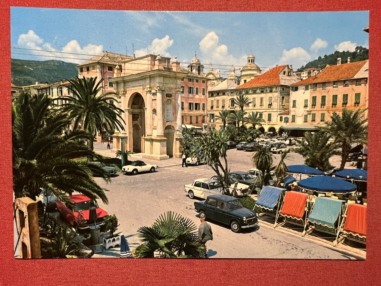 Cartolina - Finale Ligure ( Savona ) - Piazza Vittorio …