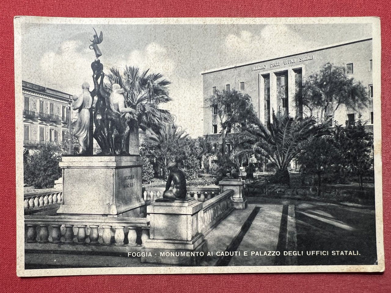 Cartolina - Foggia - Monumento ai Caduti e Palazzo degli …