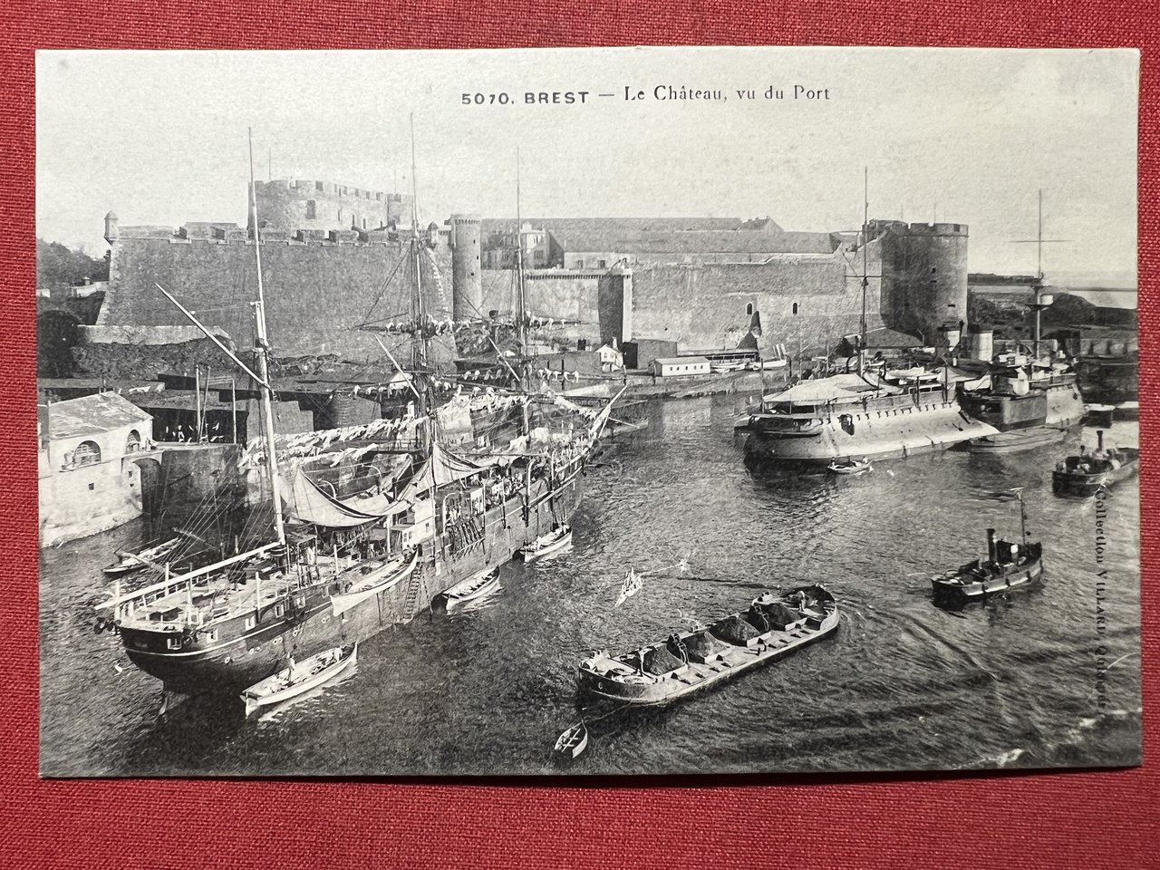 Cartolina - Francia - Brest - Le Chateau, vu du …