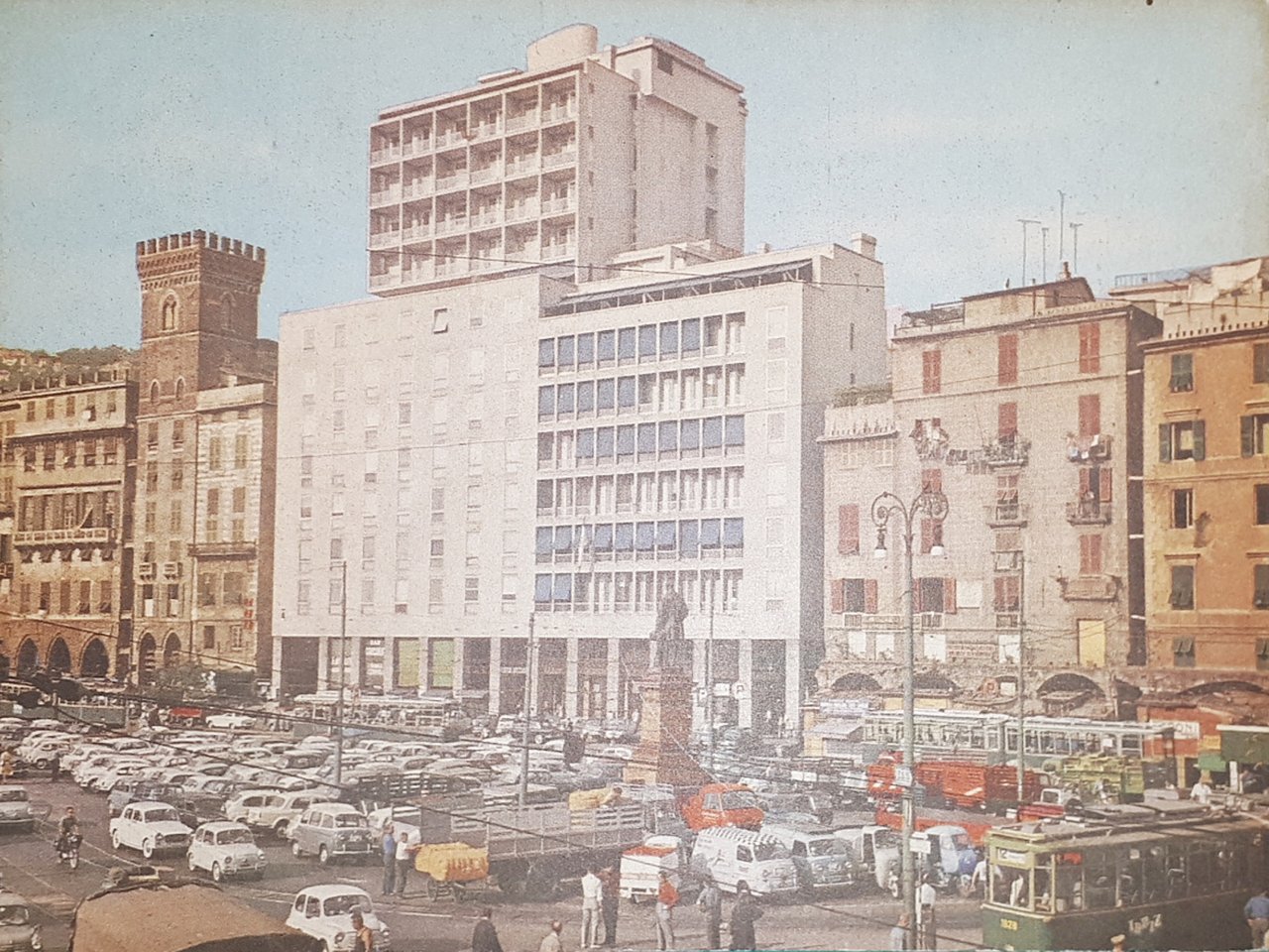 Cartolina - Genova - Grattacielo Caricamento - 1960 ca.