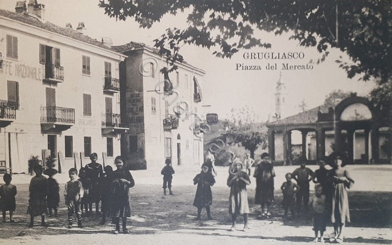 Cartolina - Grugliasco - Piazza del Mercato - 1910