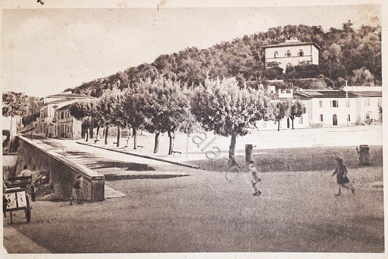 Cartolina - Impruneta - Piazza Accursio da Bagnolo e Villa …