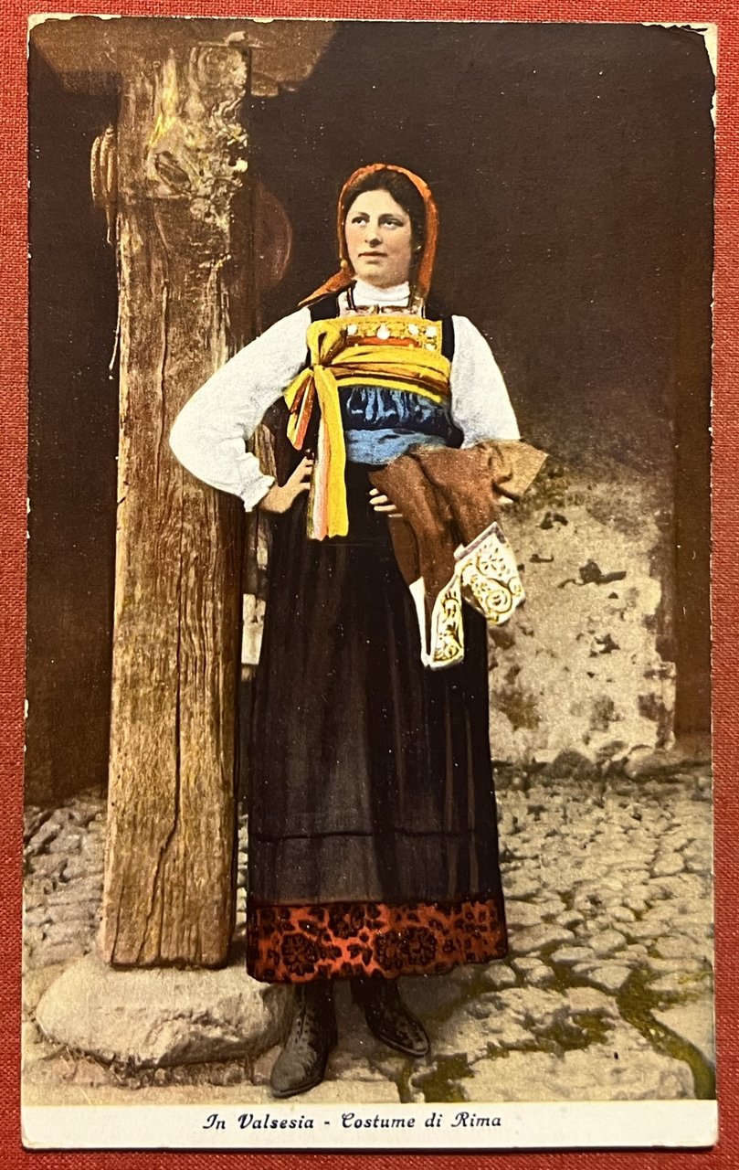 Cartolina - In Valsesia - Costume di Rima - 1956 | Immagine principale
