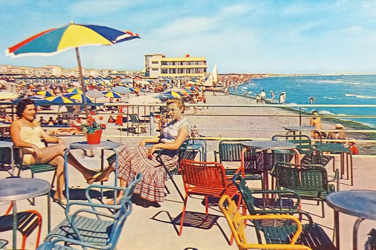 Cartolina - Lido di Sottomarina - Spiaggia - 1960