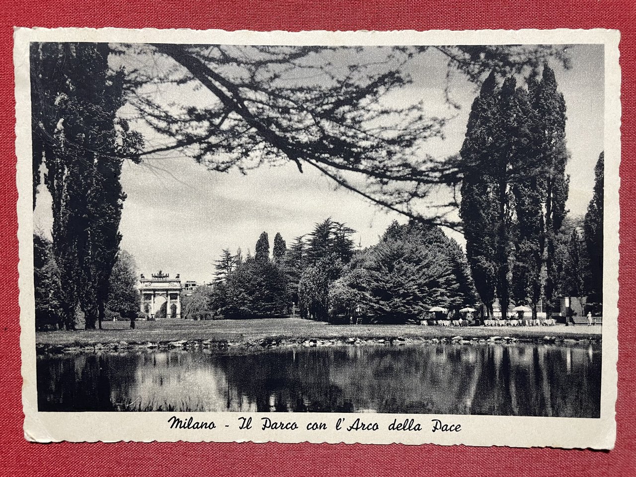 Cartolina - Milano - Il Parco con l'Arco della Pace …
