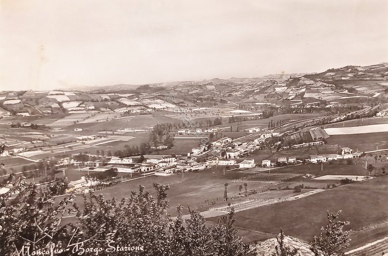 Cartolina - Moncalvo - Borgo stazione - 1954