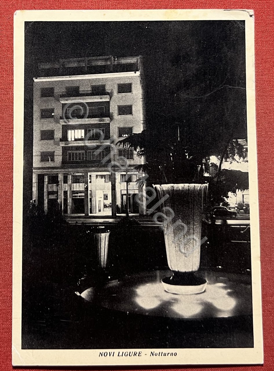 Cartolina - Novi Ligure - Notturno - 1954 | Immagine principale