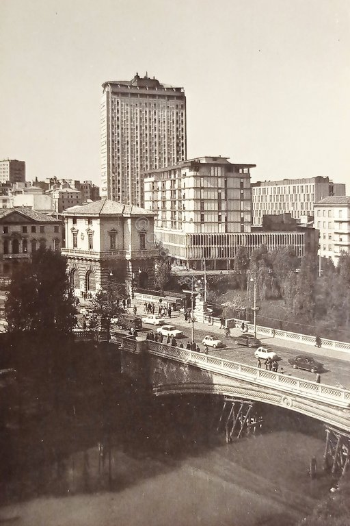 Cartolina - Padova - Il Grattacielo - 1955 ca.