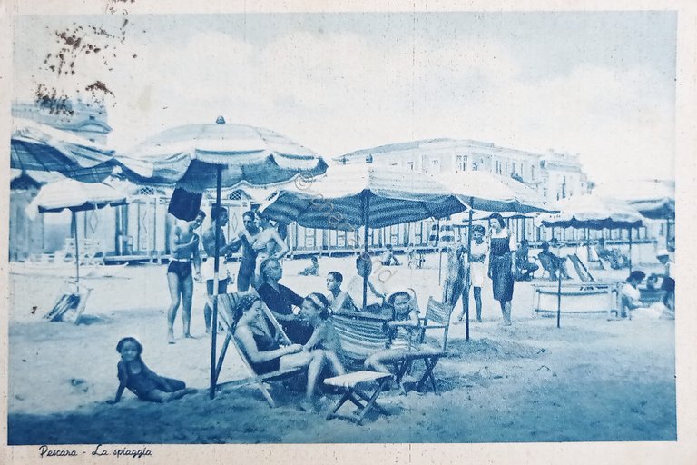 Cartolina - Pescara - La Spiaggia - 1941