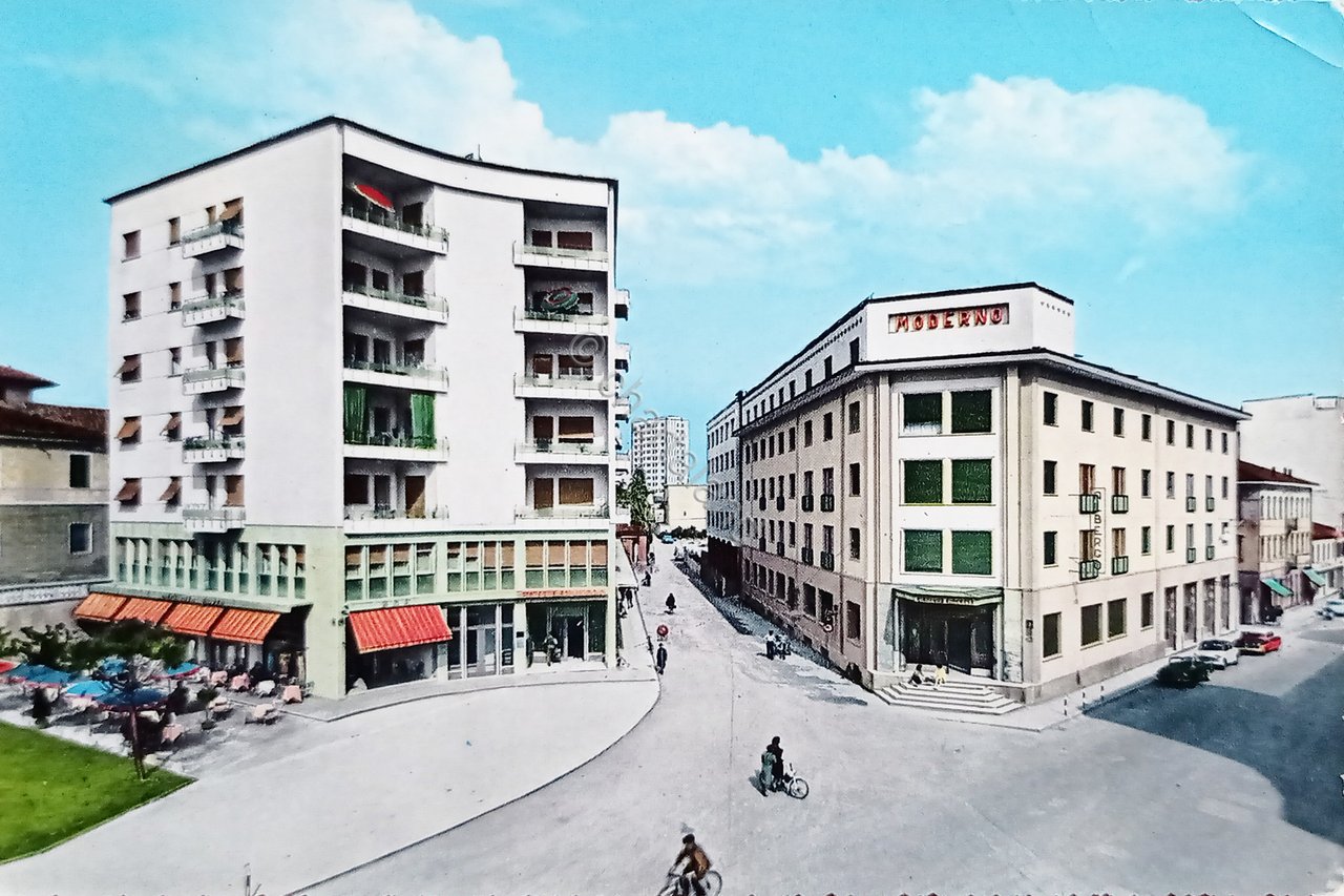 Cartolina - Pordenone - Albergo Moderno e Palazzo delle Poste …