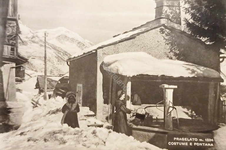 Cartolina - Pragelato - Costume e Fontana - 1950