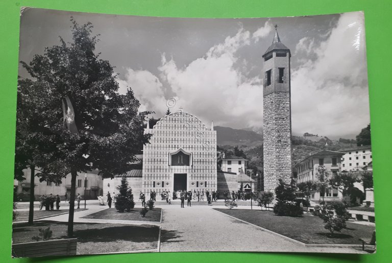 Cartolina - Recoaro Terme - Piazza Dolomiti e Chiesa Parrocchiale …