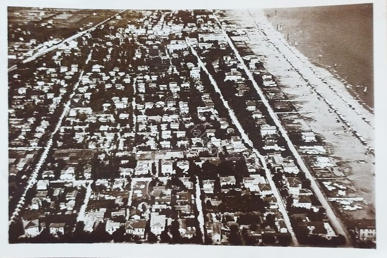 Cartolina - Riccione - La Perla Verde dell'Adriatico - 1938 | Immagine Gallery 3