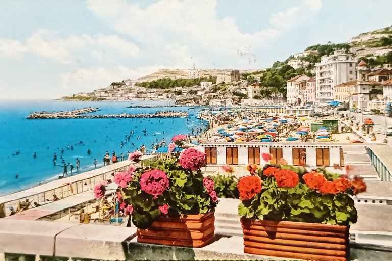 Cartolina - Riviera dei Fiori - Arma - La Spiaggia …